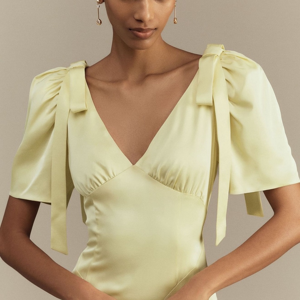 Elegant Cream Maxi Dress